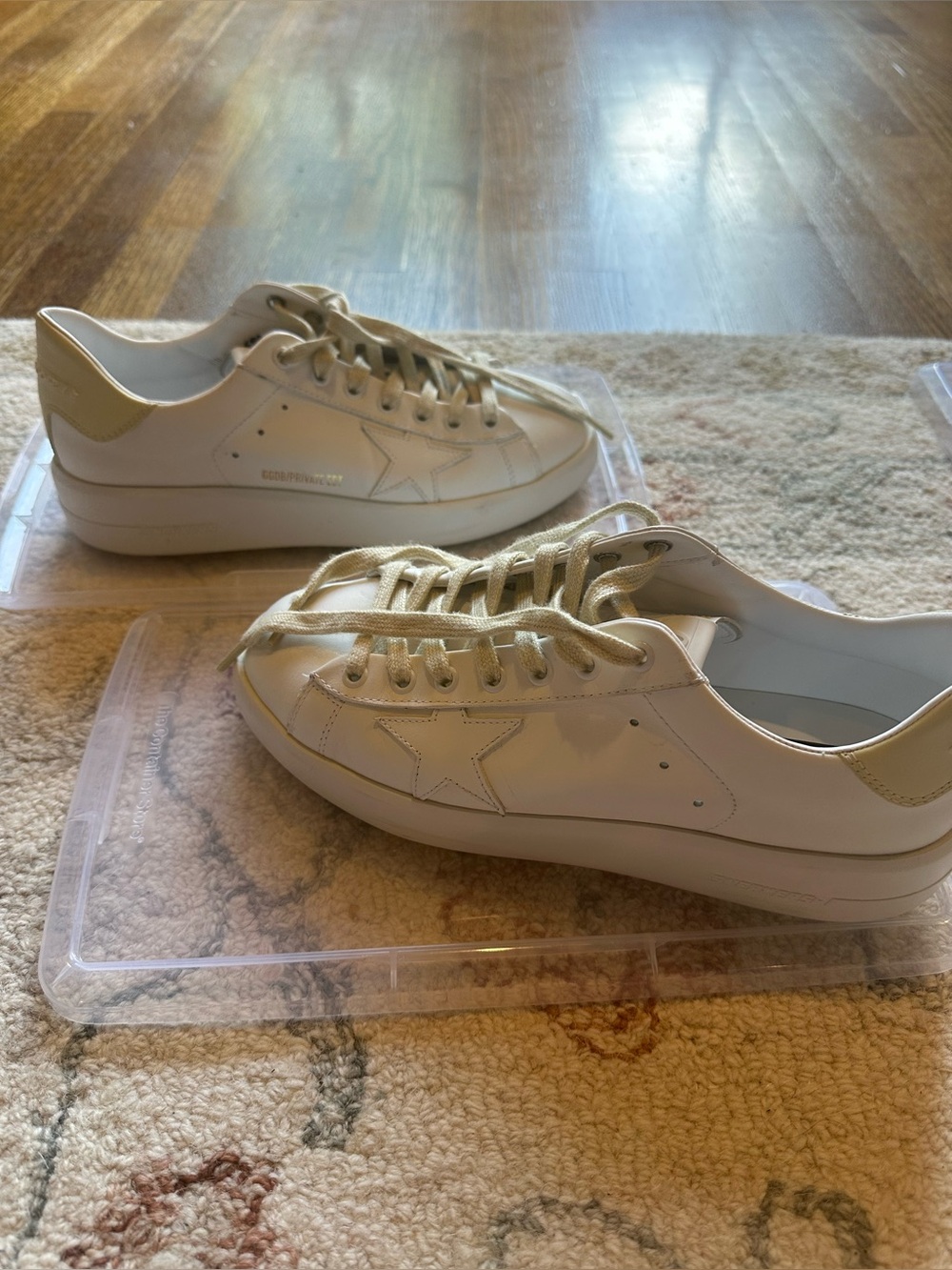 LIMITED EDITION Golden Goose Pure Star 667/680!